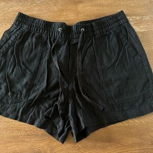 GAP 55% Linen Black Casual Shorts